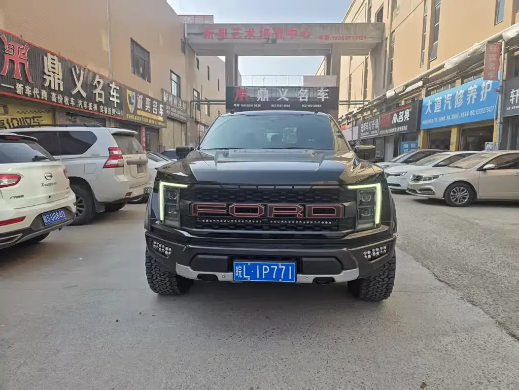 Ford F-150 Raptor — фото 6