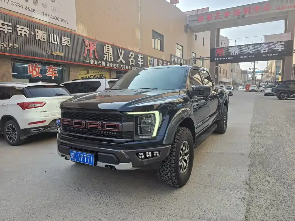 Ford F-150 Raptor — фото 5