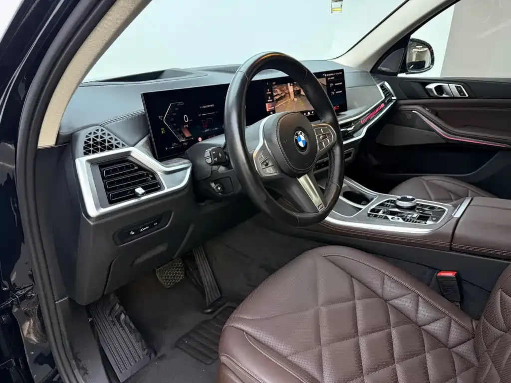 BMW X5 — фото 10