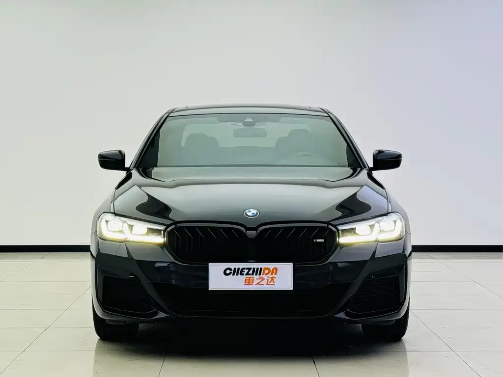 BMW 5 Series — фото 2
