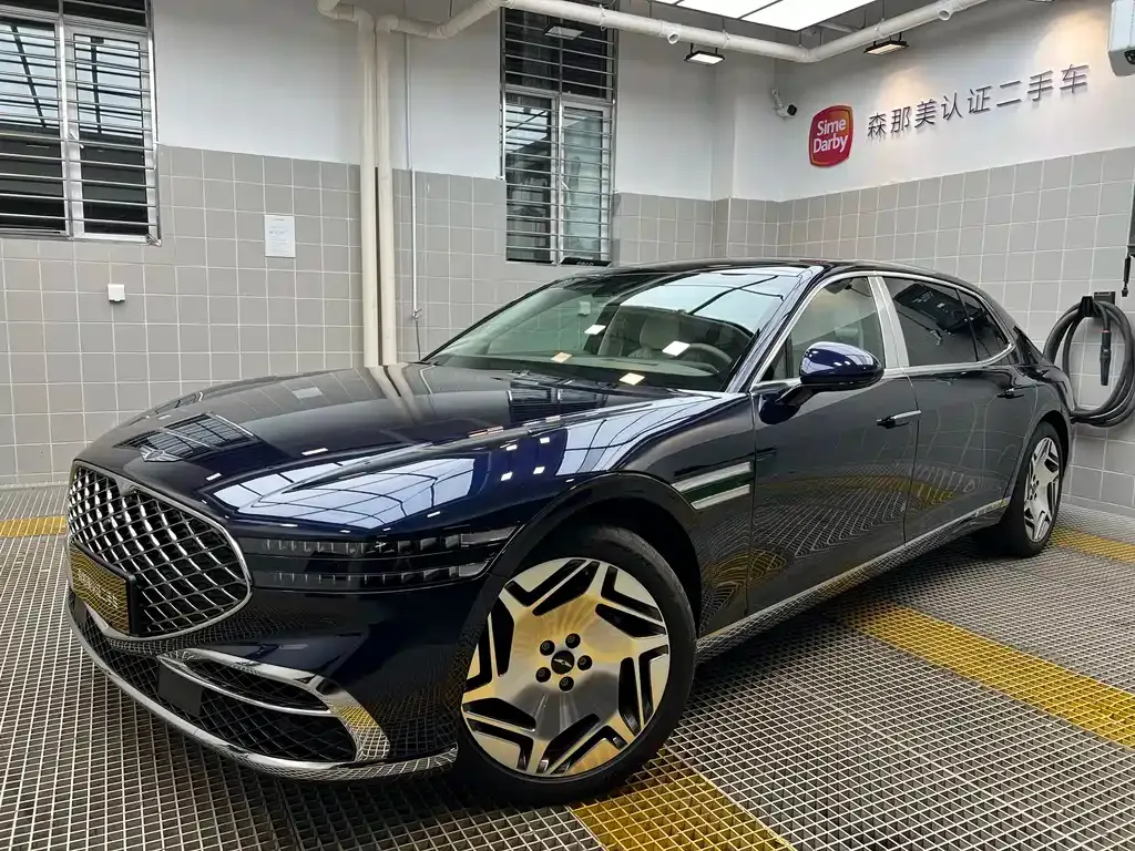 Genesis G90 — фото 1
