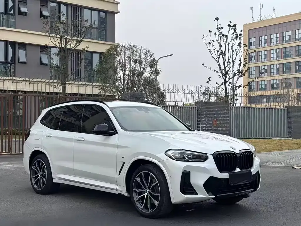 BMW X3 — фото 9