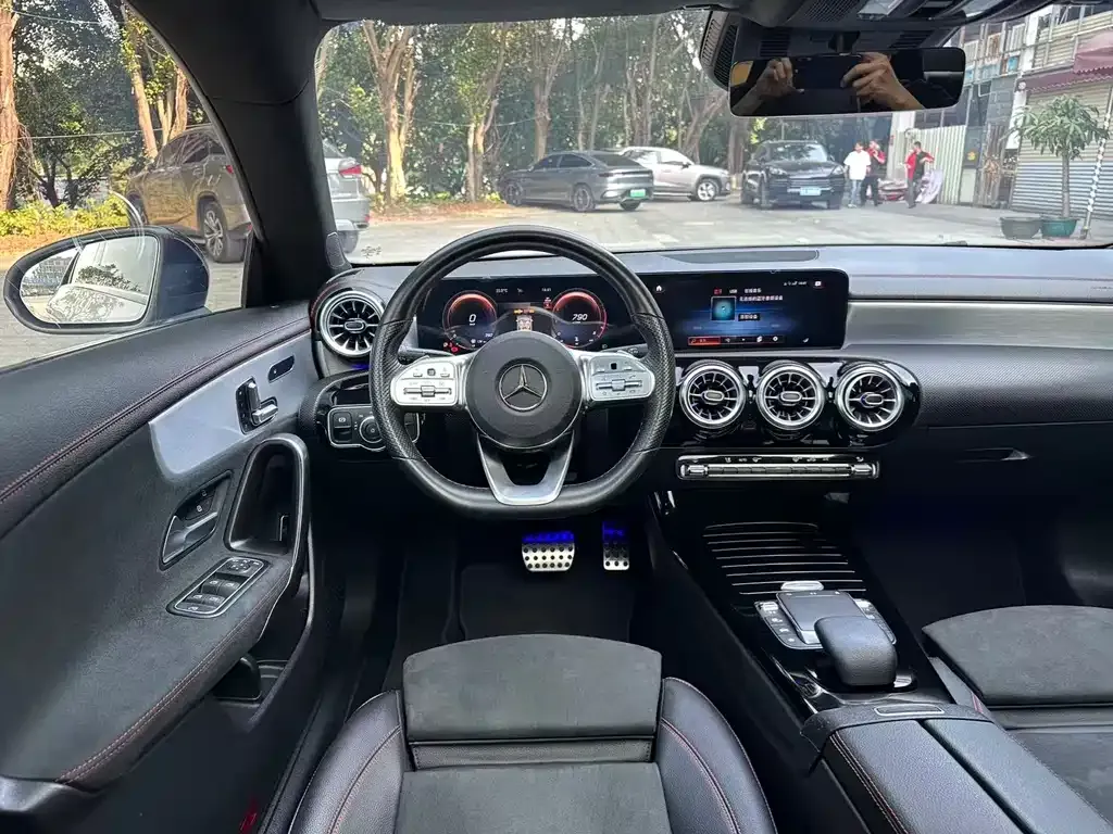 Mercedes-Benz CLA (Import) — фото 6