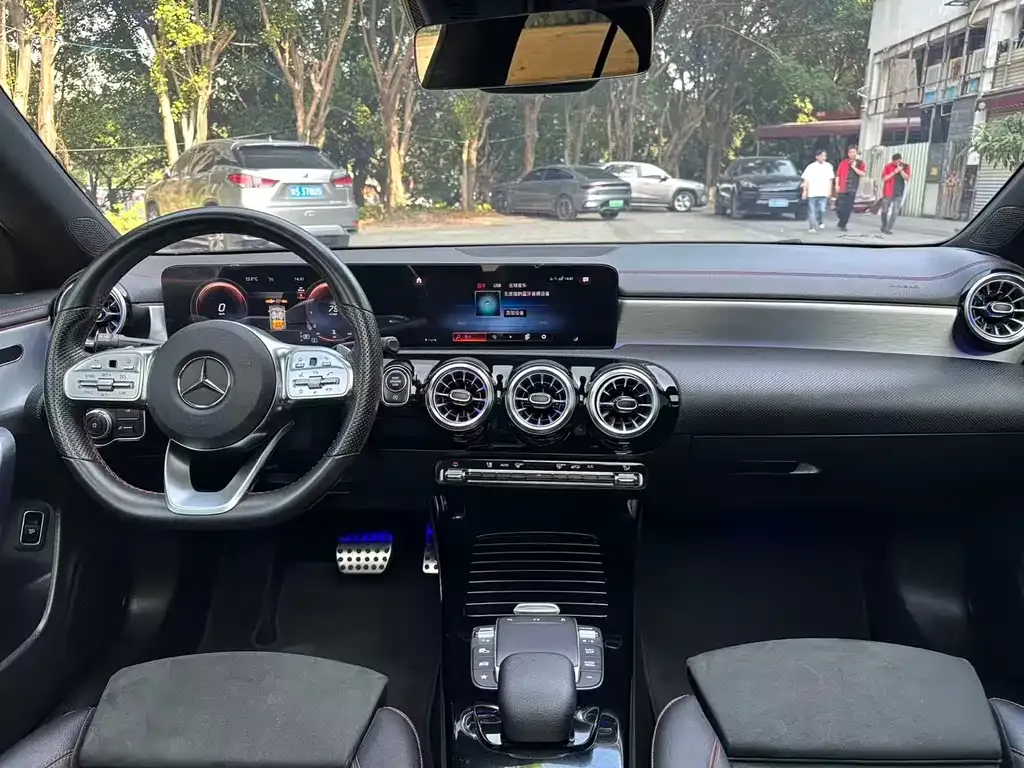 Mercedes-Benz CLA (Import) — фото 7