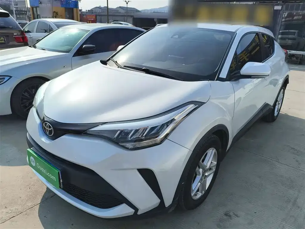 Toyota C-HR — фото 5