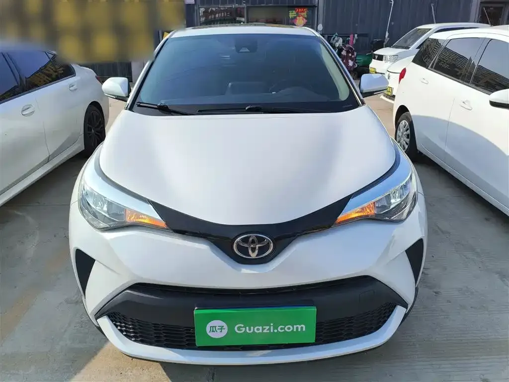 Toyota C-HR — фото 4