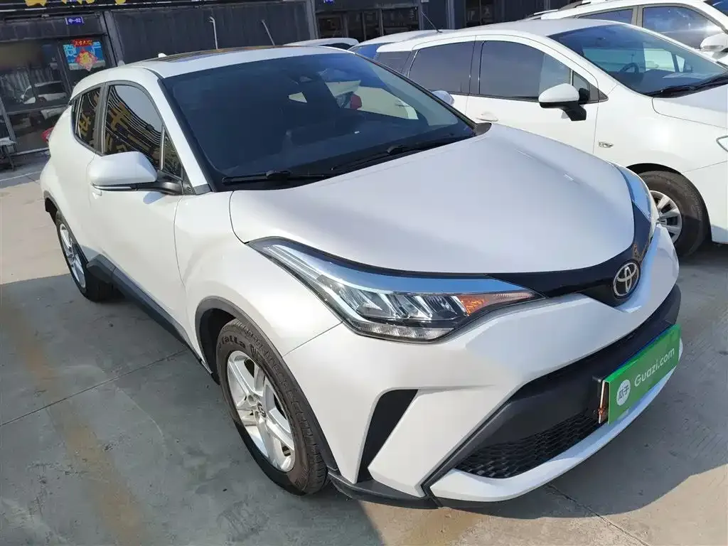 Toyota C-HR — фото 6