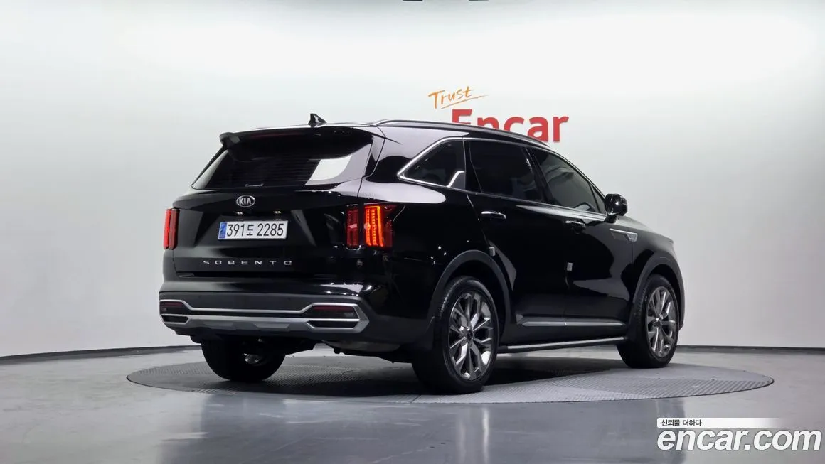Kia Sorento — фото 5