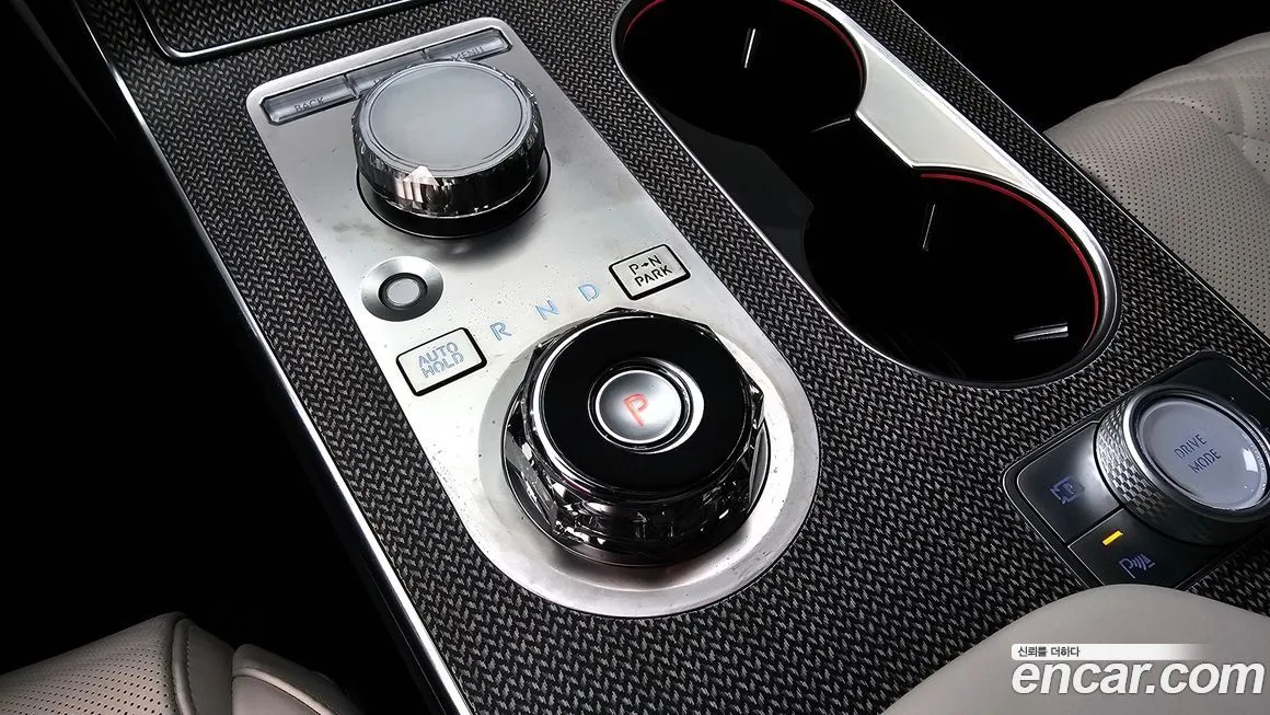 Genesis GV80 — фото 9