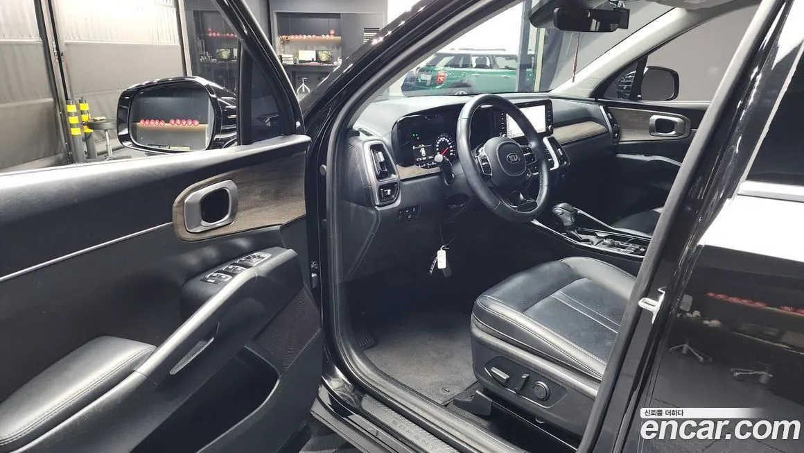 Kia Sorento — фото 10