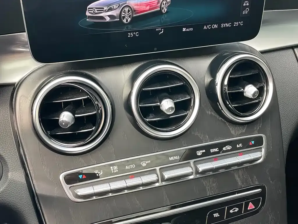 Mercedes-Benz C-Class — фото 10