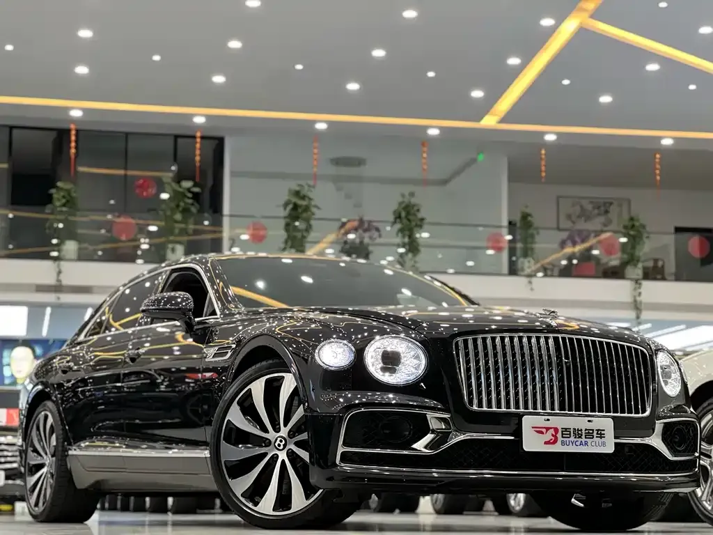 Bentley Flying Spur — фото 6
