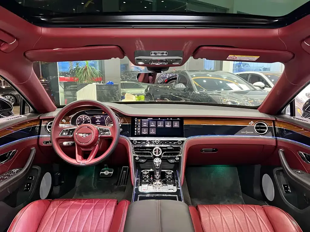 Bentley Flying Spur — фото 9