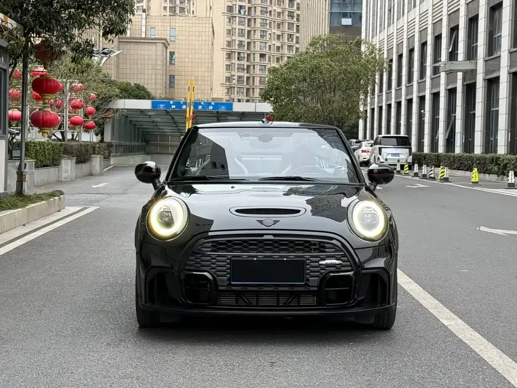 MINI Cooper (3-door) — фото 1