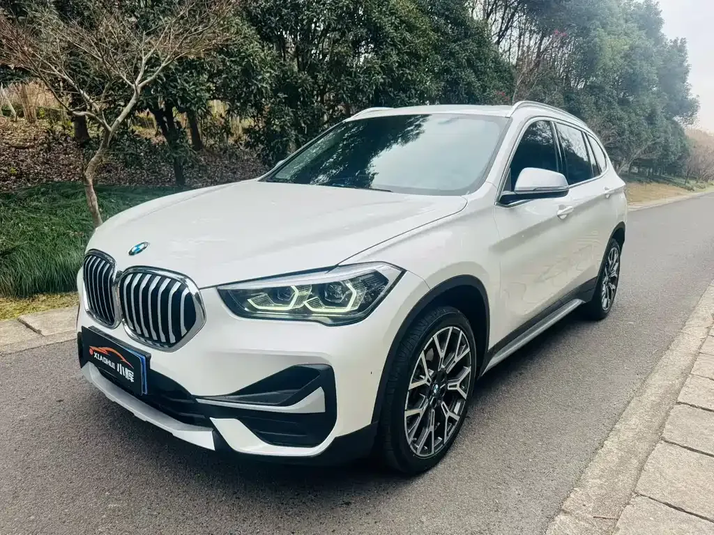 BMW X1 — фото 5