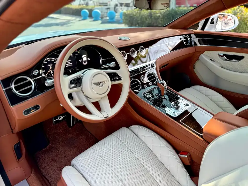 Bentley Continental — фото 2