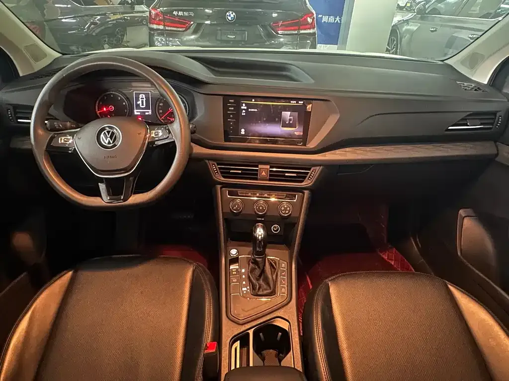 Volkswagen Tharu — фото 10