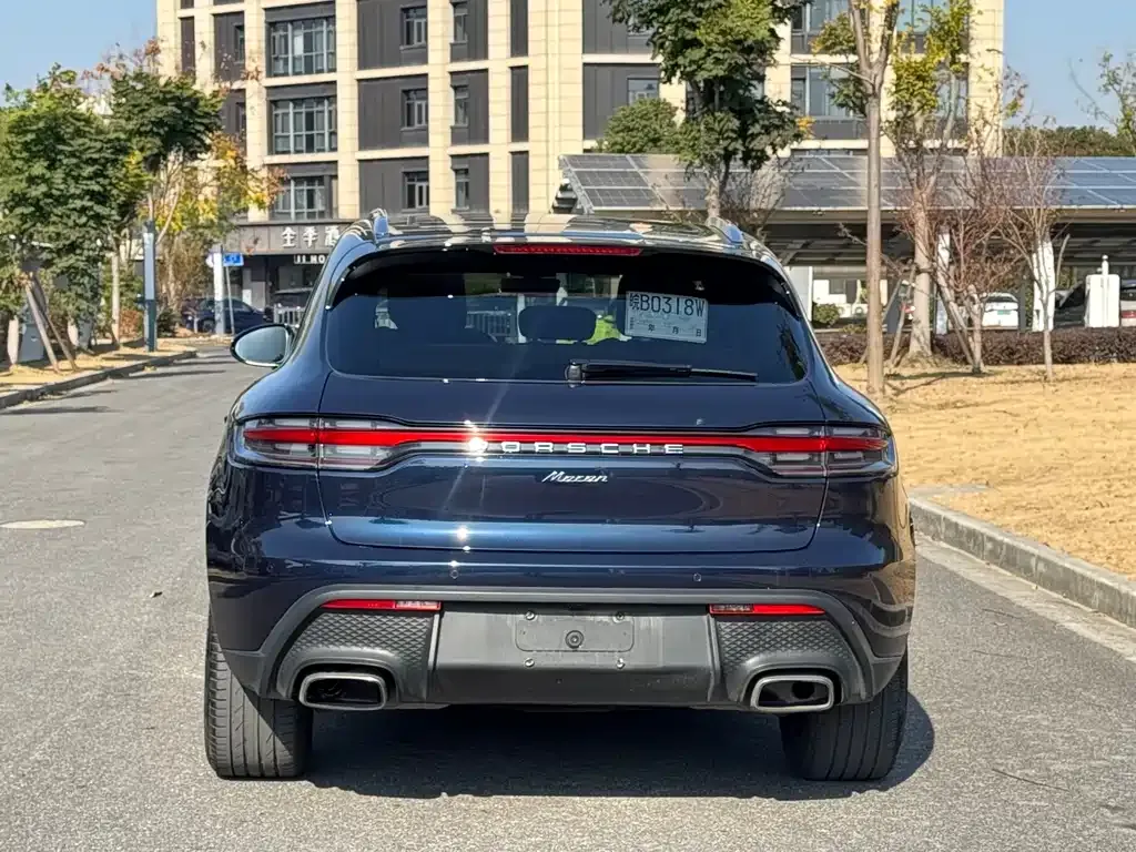 Porsche Macan — фото 10