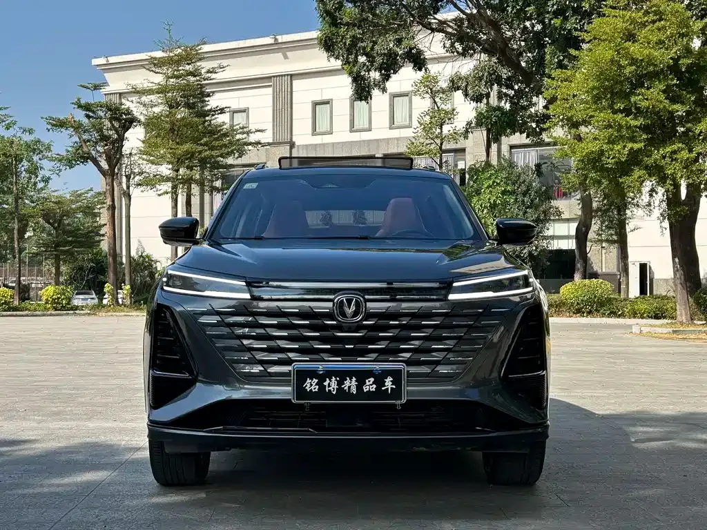Changan CS75PLUS — фото 1