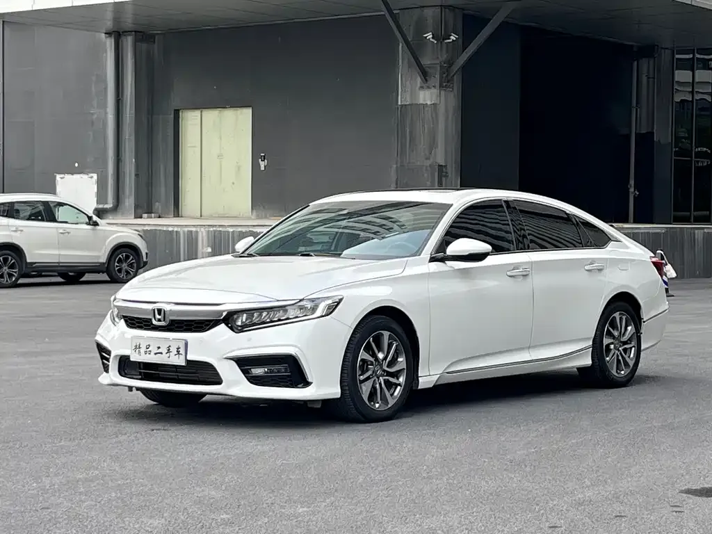 Honda Inspire — фото 1
