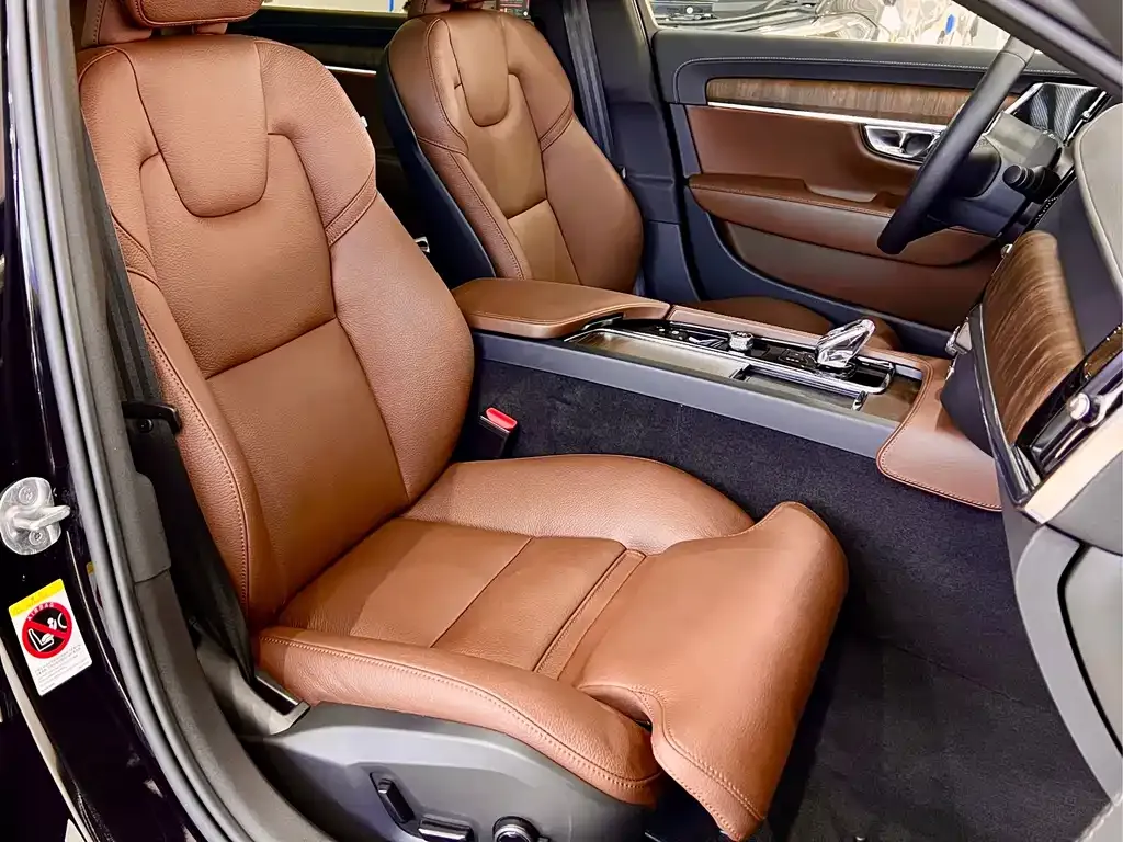 Volvo S90 — фото 10
