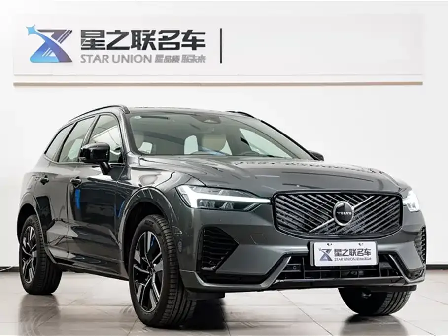 Volvo XC60 — фото 2