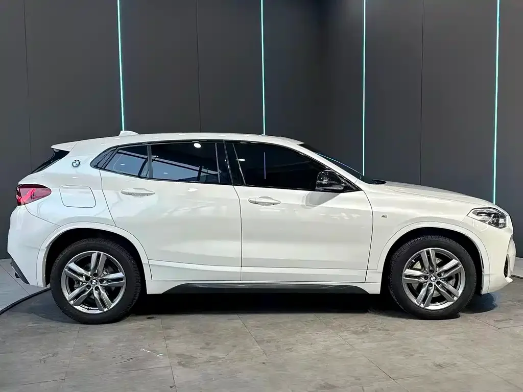 BMW X2 — фото 6