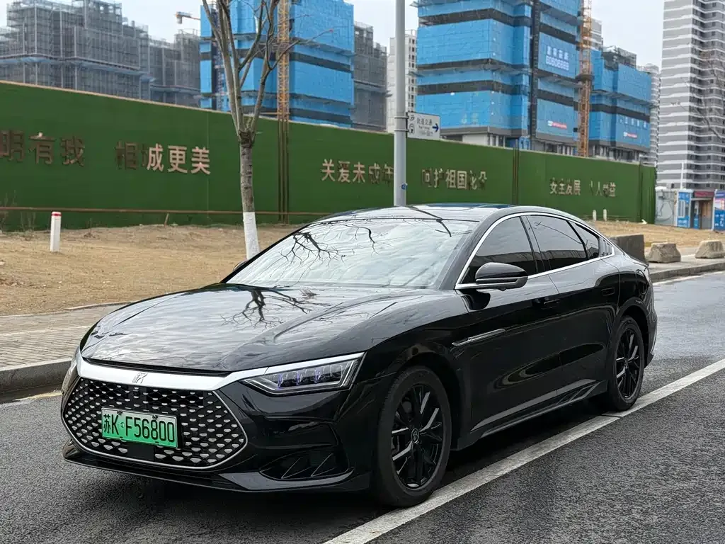 BYD Han — фото 1