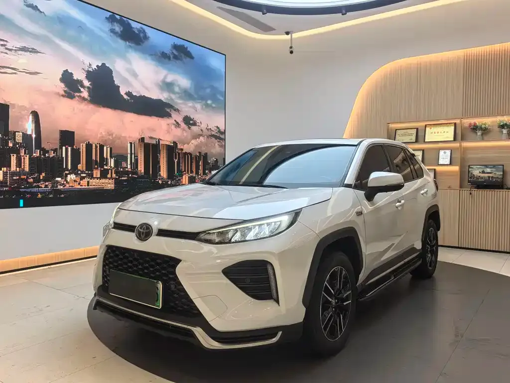 Toyota Wildlander New Energy — фото 1