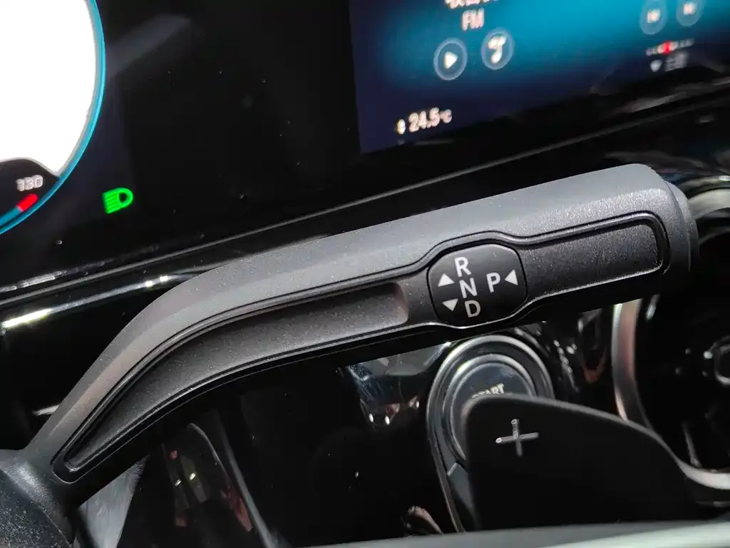 Mercedes-Benz GLA — фото 5
