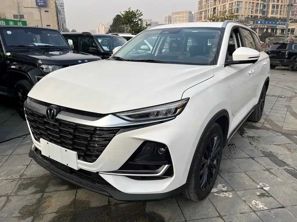 Changan CS75 — фото 1