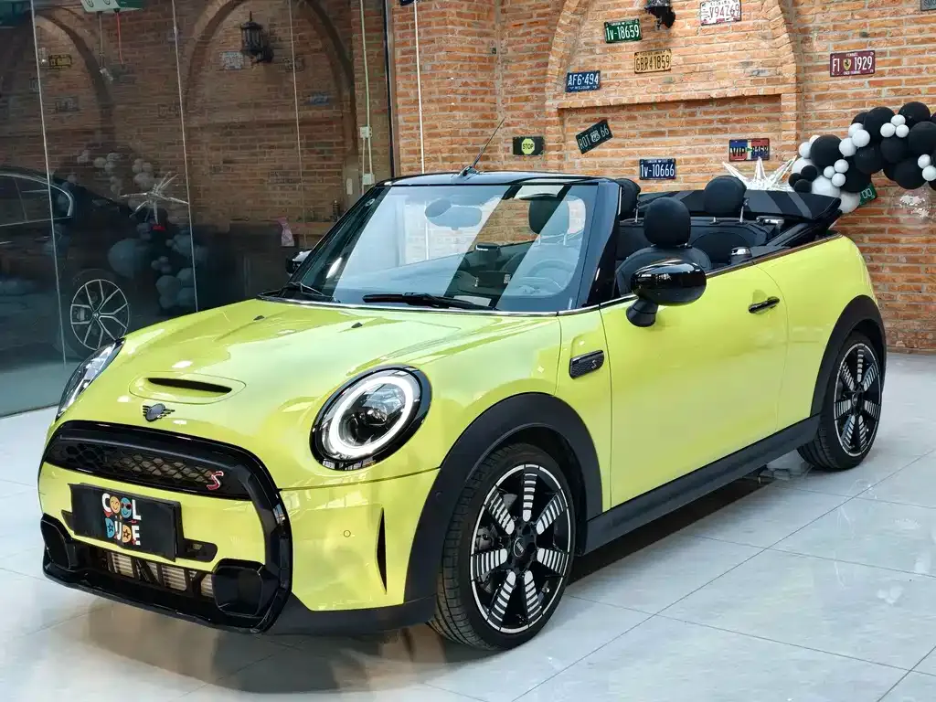 MINI Cooper (3-door) — фото 1
