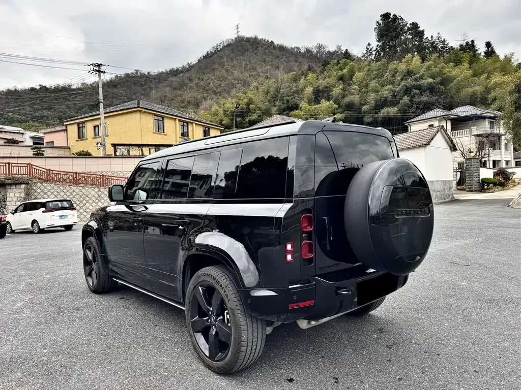 Land Rover Defender — фото 7