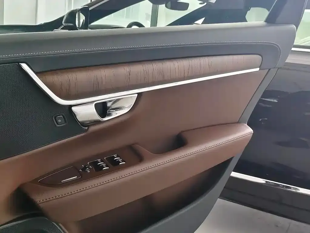 Volvo S90 — фото 6