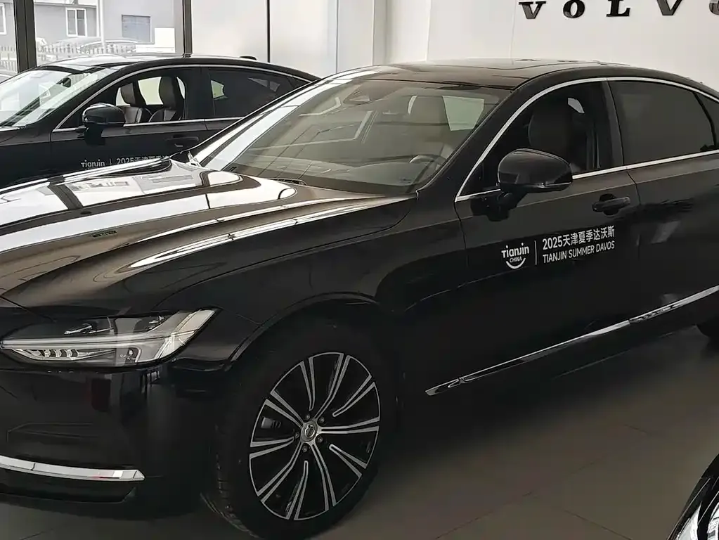 Volvo S90 — фото 9