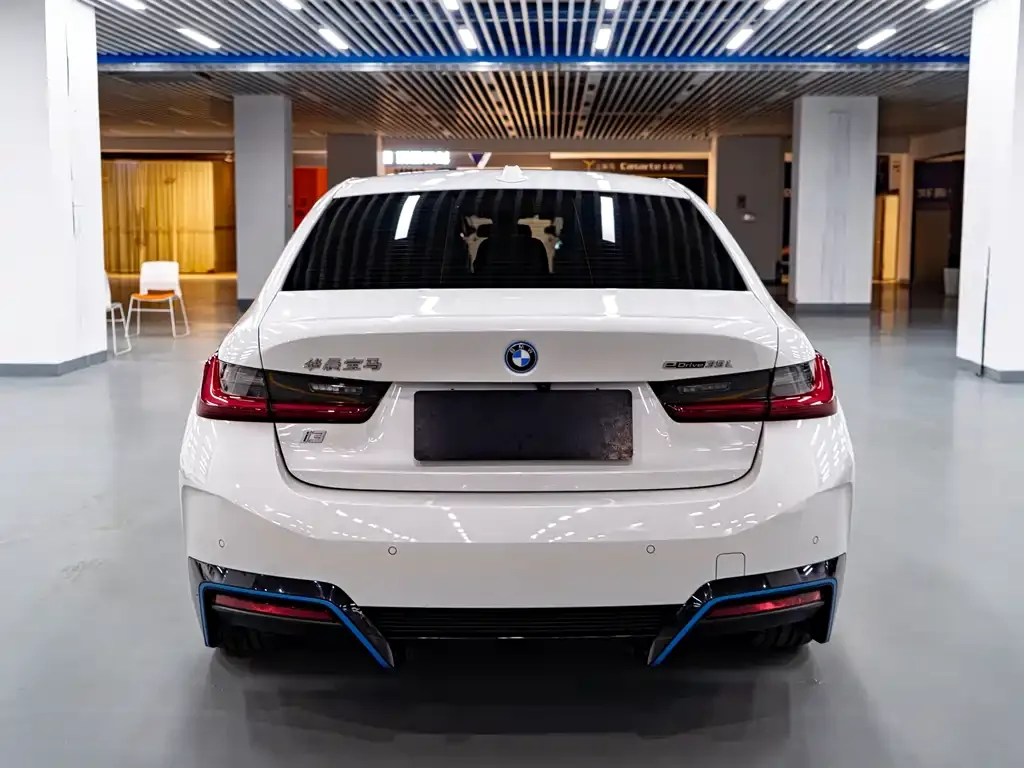 BMW i3 — фото 4
