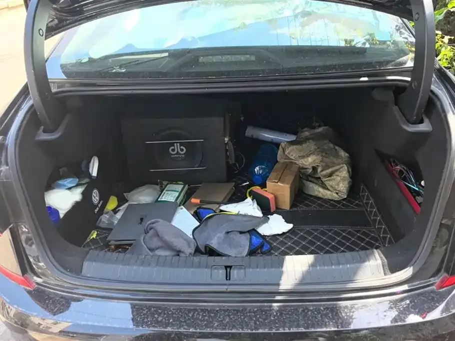 Volkswagen Passat — фото 4