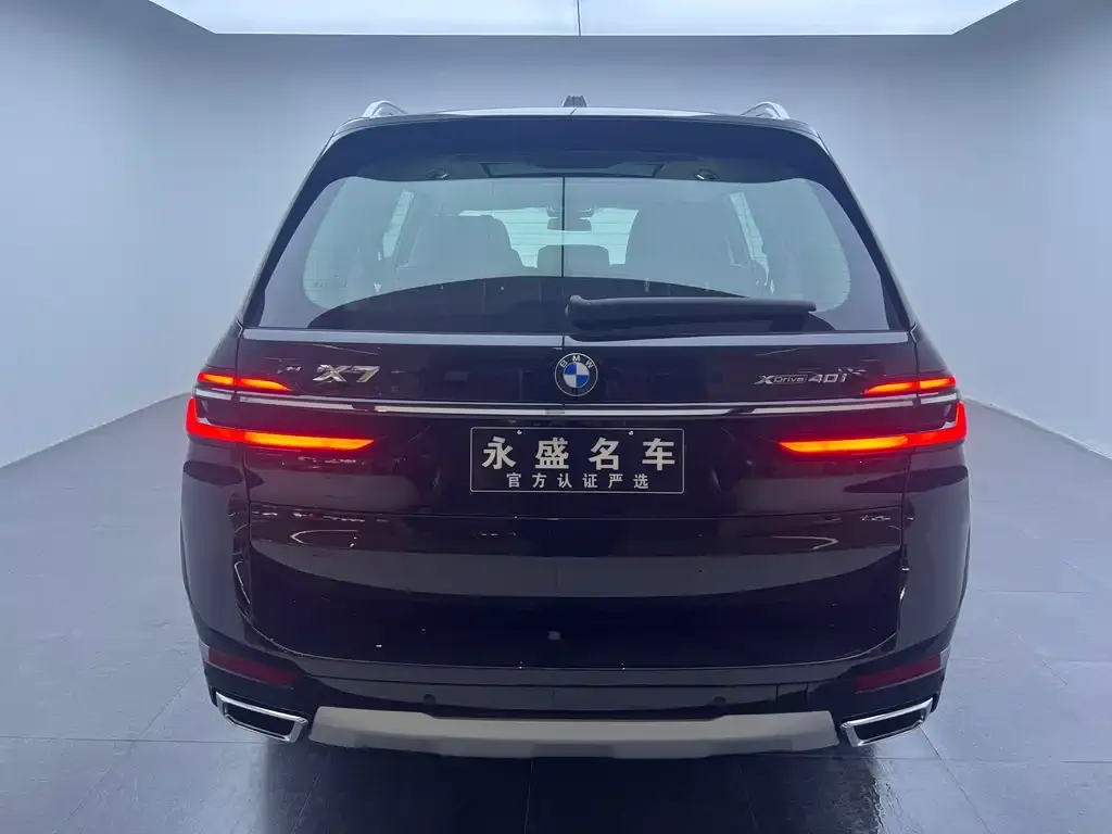 BMW X7 — фото 2