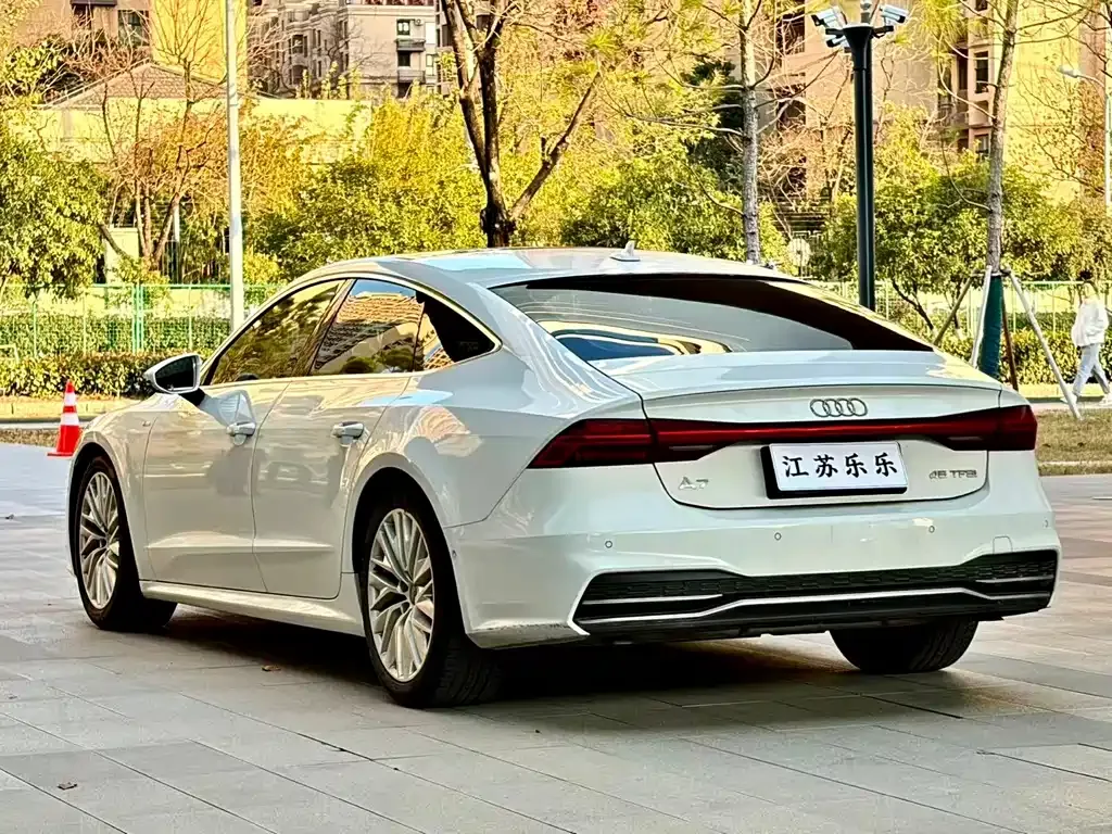 Audi A7 — фото 5