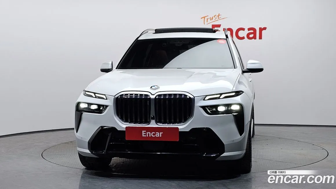 BMW X7 — фото 2