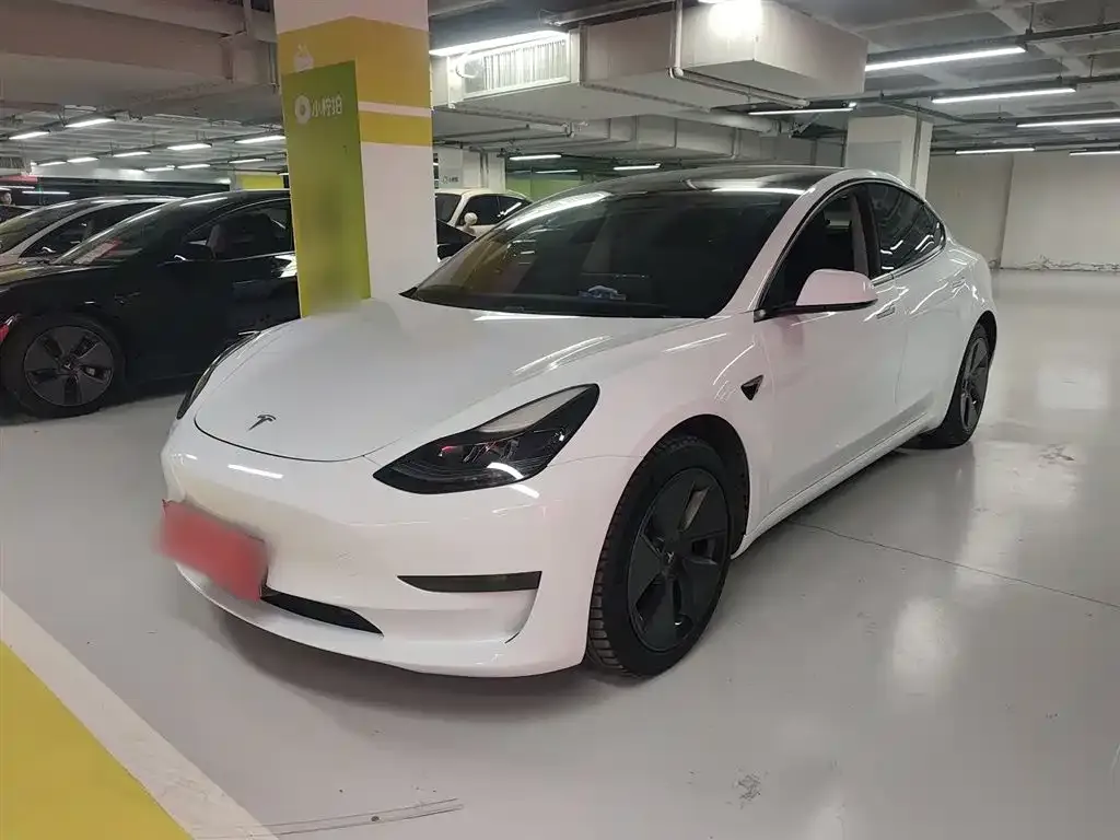 Tesla Model 3 — фото 10