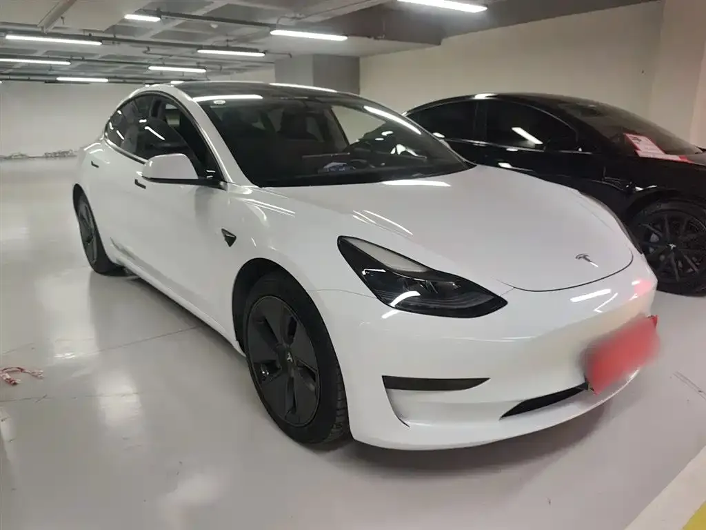 Tesla Model 3 — фото 8