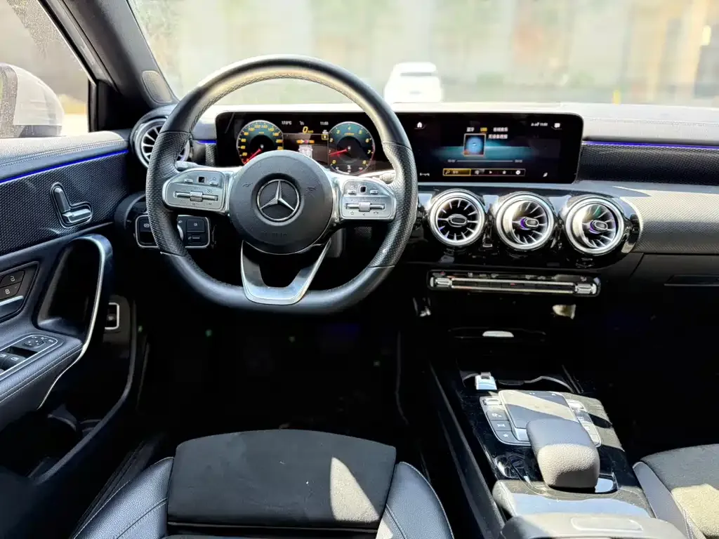 Mercedes-Benz A-Class — фото 3