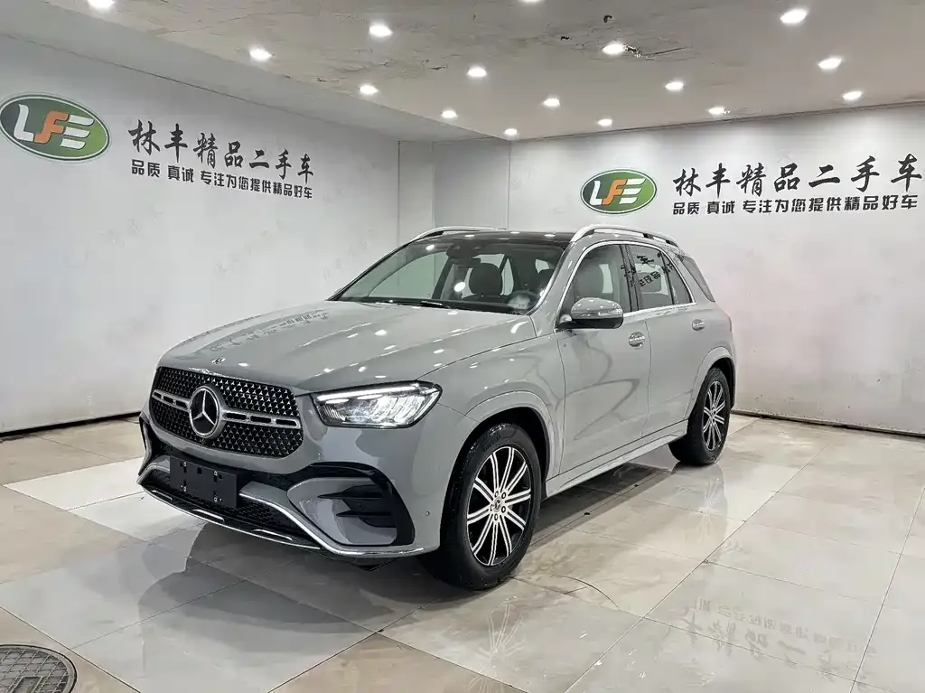 Mercedes-Benz GLE — фото 1