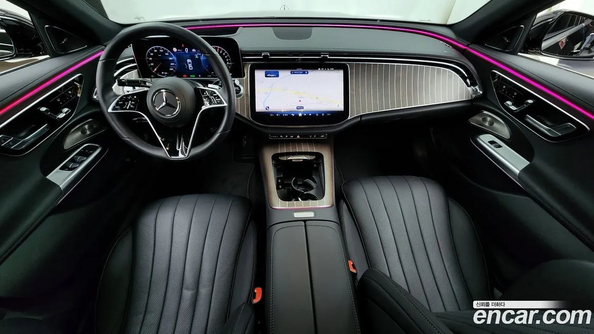 Mercedes-Benz E-Class — фото 8