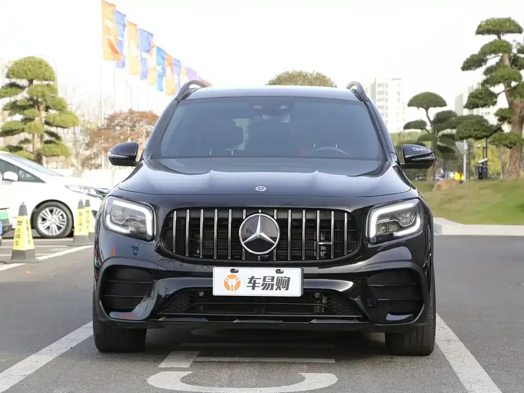 Mercedes-Benz GLB AMG — фото 7