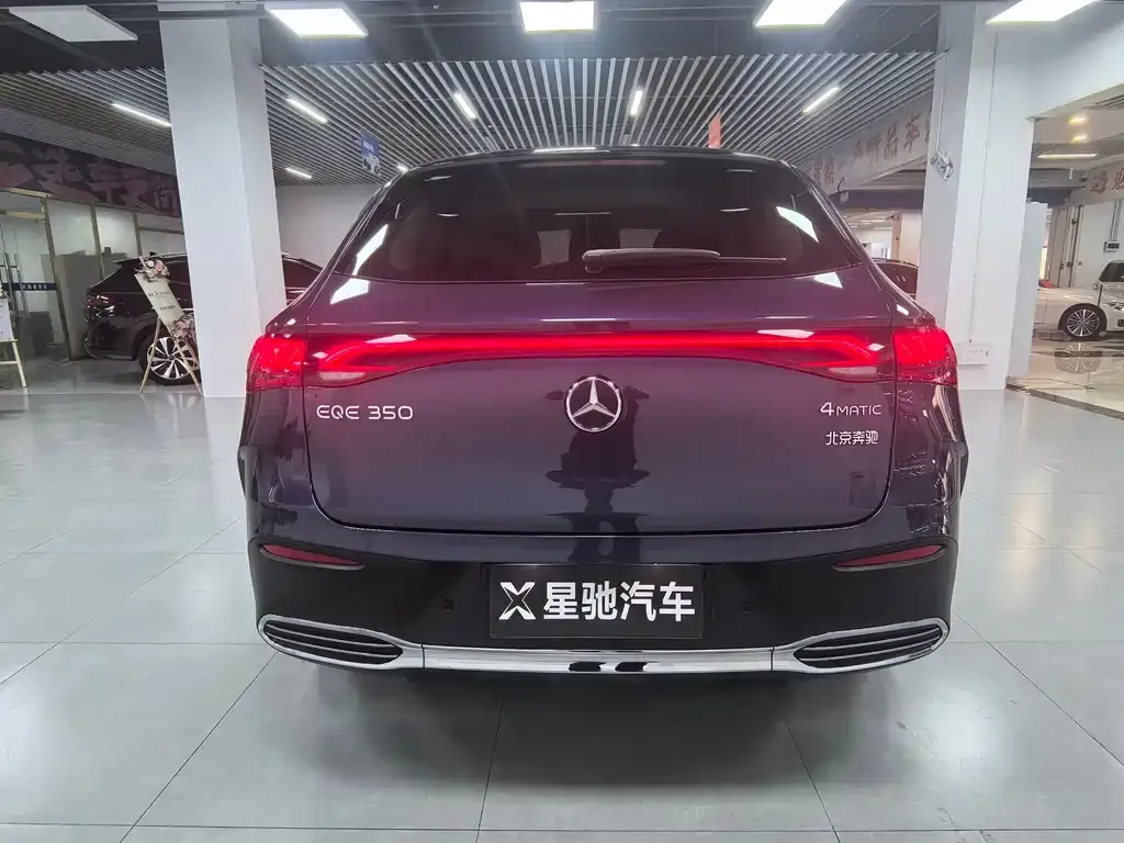 Mercedes-Benz EQE SUV — фото 2