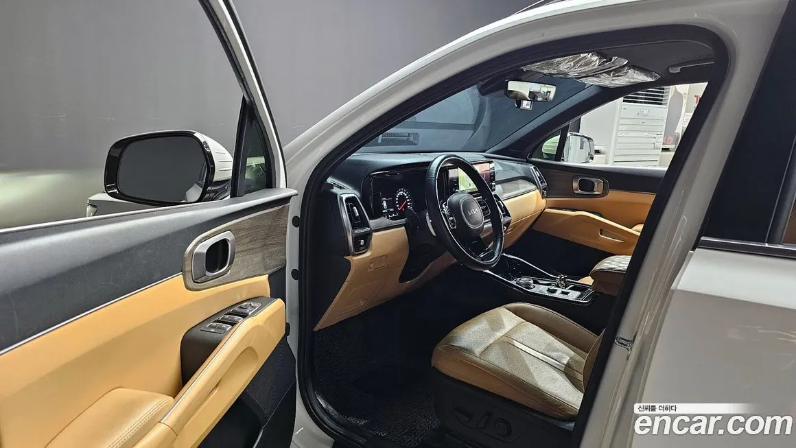 Kia Sorento — фото 8