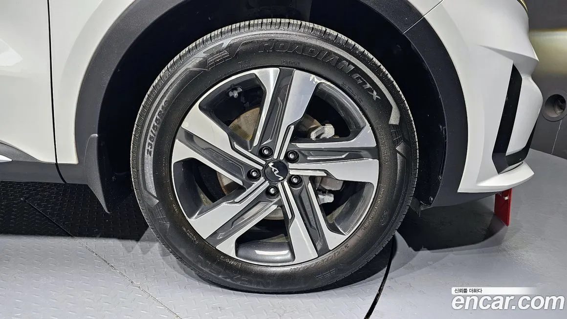 Kia Sorento — фото 9