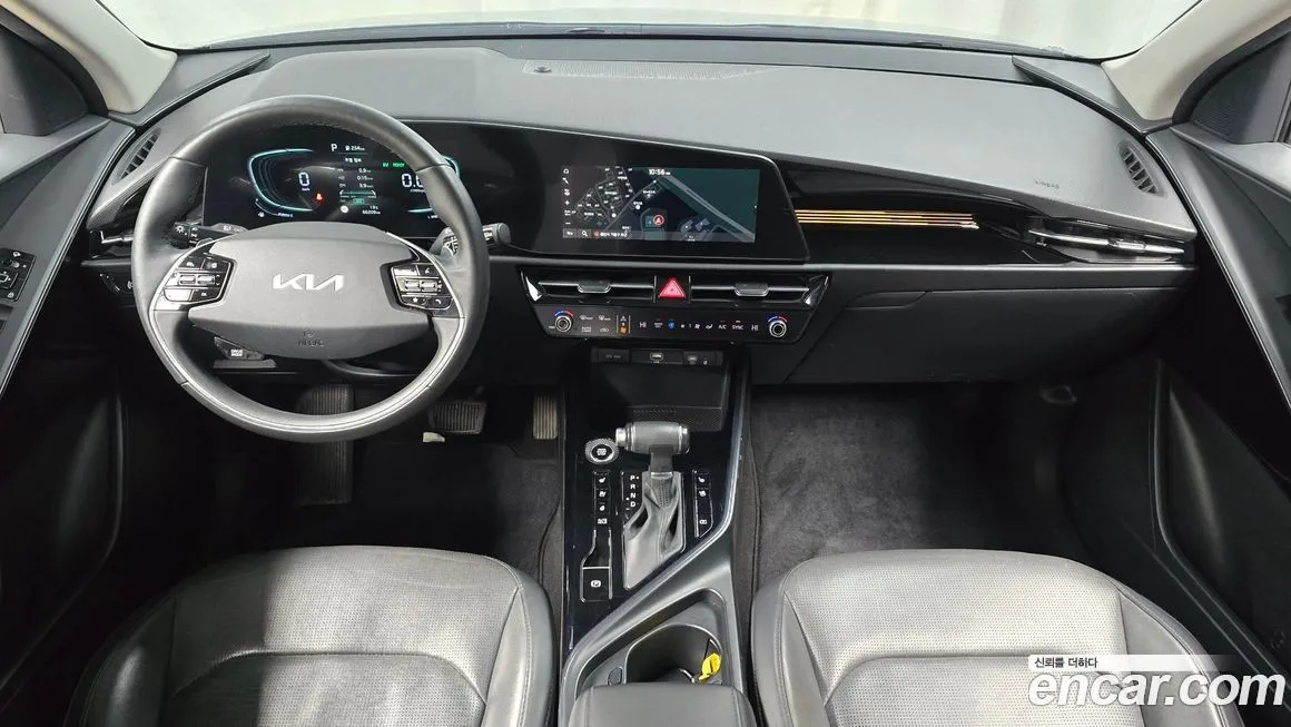 Kia Niro — фото 10